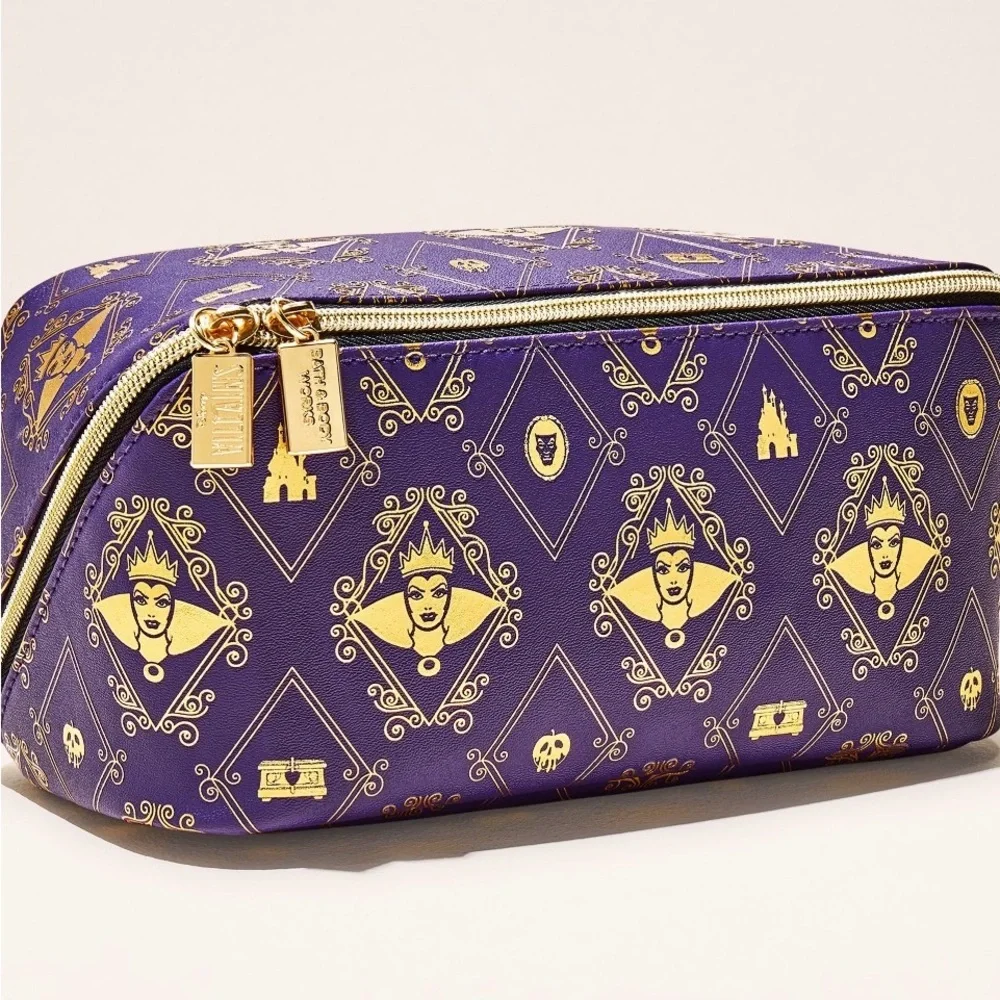 Disney Villains Evil Queen Themed Cosmetic Bag and Accessories Set - NWT